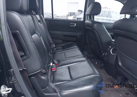 2012 Honda Pilot Touring z USA, uszkodzony, nr VIN 5FNYF3H98CB029628